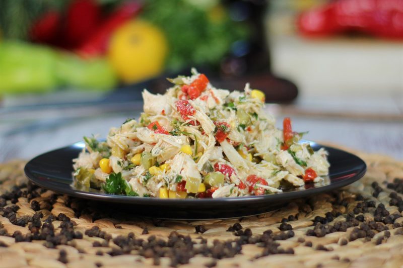 tavuk salatası meze çeşitleri en güzel salatalar aşkı mezede! izmir manisa ege ve tüm türkiye için toptan meze siparişi, meze üreticisi