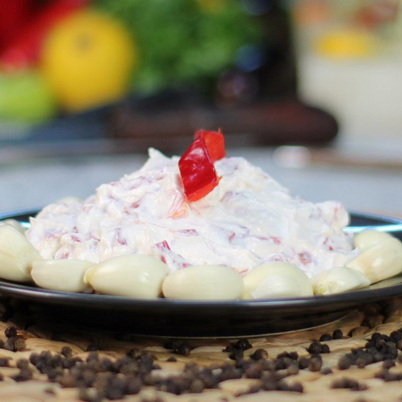 yoğurtlu köz biber meze çeşitleri en güzel salatalar, yoğurtlu mezeler aşkı mezede! izmir manisa ege ve tüm türkiye için toptan meze siparişi, meze üreticisi