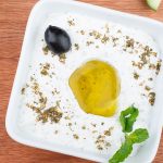 Kasede yoğun kıvamlı yoğurtlu meze